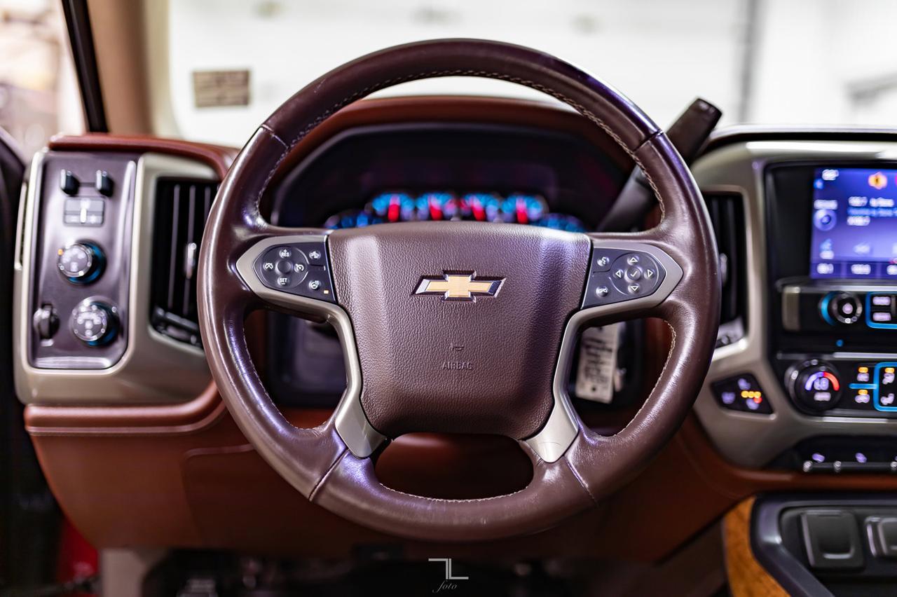 2014 Chevrolet Silverado 1500 4x4 Crew Cab High Country Leather Roof Nav BCam Red Deer AB