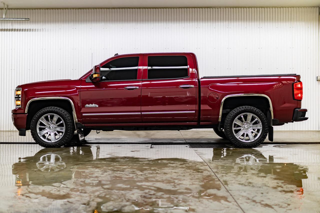 2014 Chevrolet Silverado 1500 4x4 Crew Cab High Country Leather Roof Nav BCam Red Deer AB