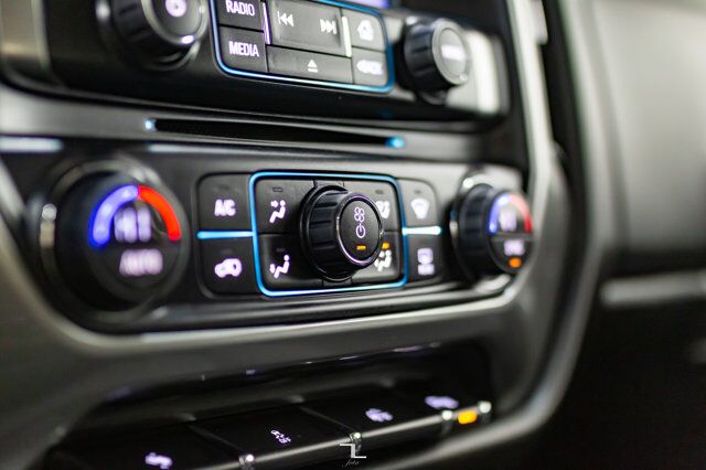 2014 Chevrolet Silverado 1500 4x4 Crew Cab LT BCam PSeat Longbox Red Deer AB 2014 Chevrolet Silverado 1500 4x4 Crew Cab LT BCam PSeat Longbox Red Deer AB