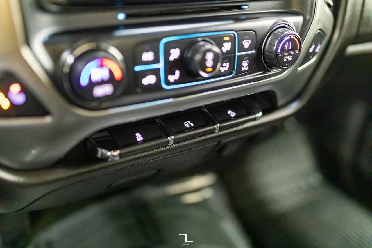 2014 Chevrolet Silverado 1500 4x4 Crew Cab LT Z71 Longbox BCam Heated Seats Red Deer AB