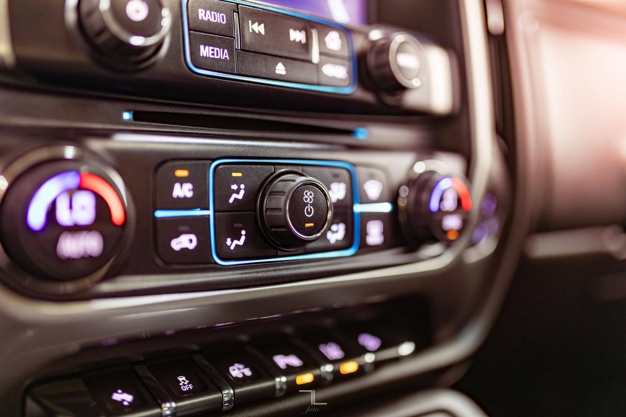 2014 Chevrolet Silverado 1500 4x4 Crew Cab LTZ Z71 Leather Roof Nav BCam Red Deer AB