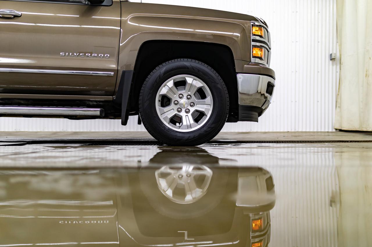 2014 Chevrolet Silverado 1500 4x4 Crew Cab LTZ Z71 Leather Roof Nav BCam Red Deer AB