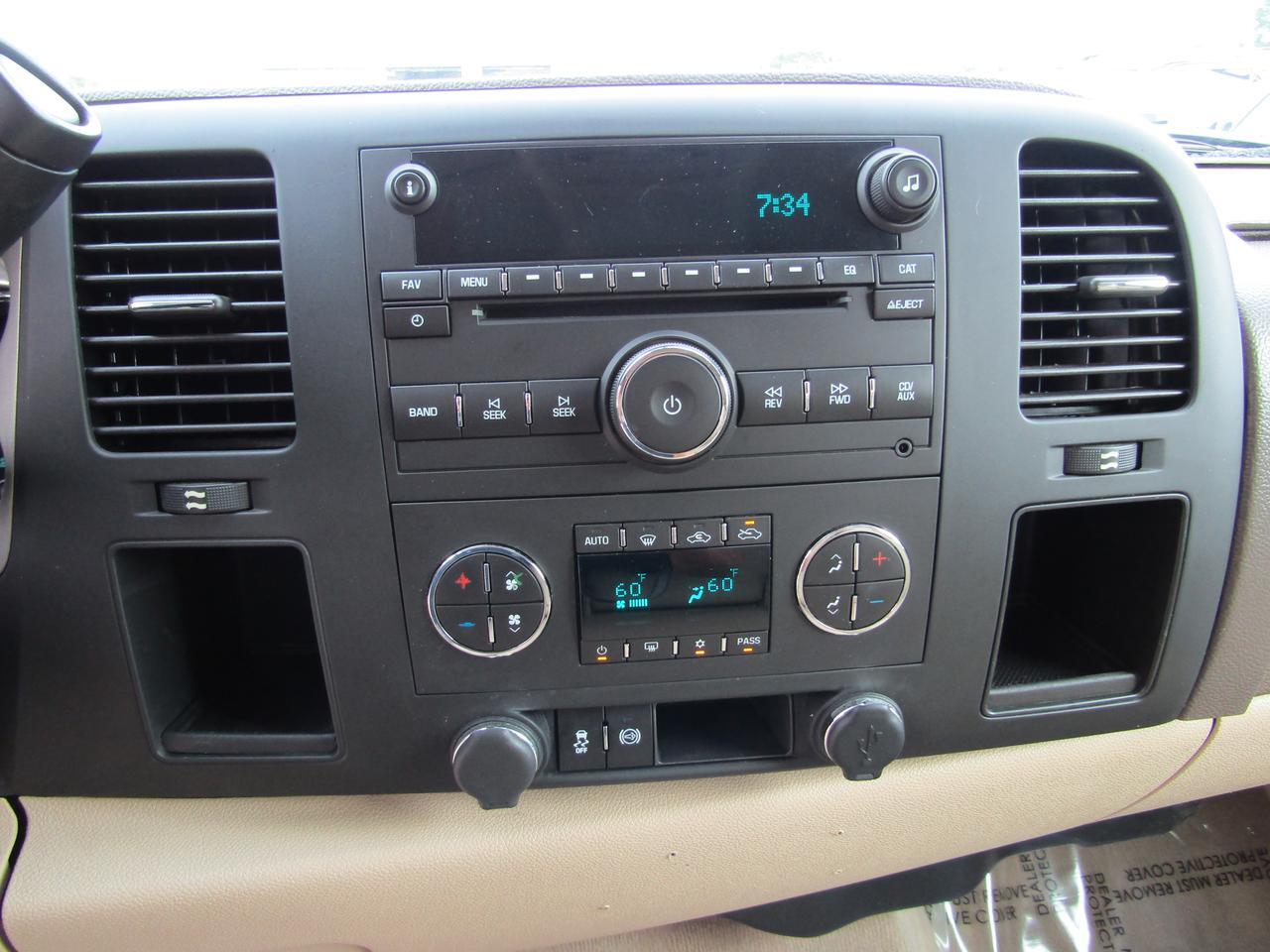 2014 Chevrolet Silverado 2500HD 2WD Crew Cab 153.7\ LT" Grand Prairie TX