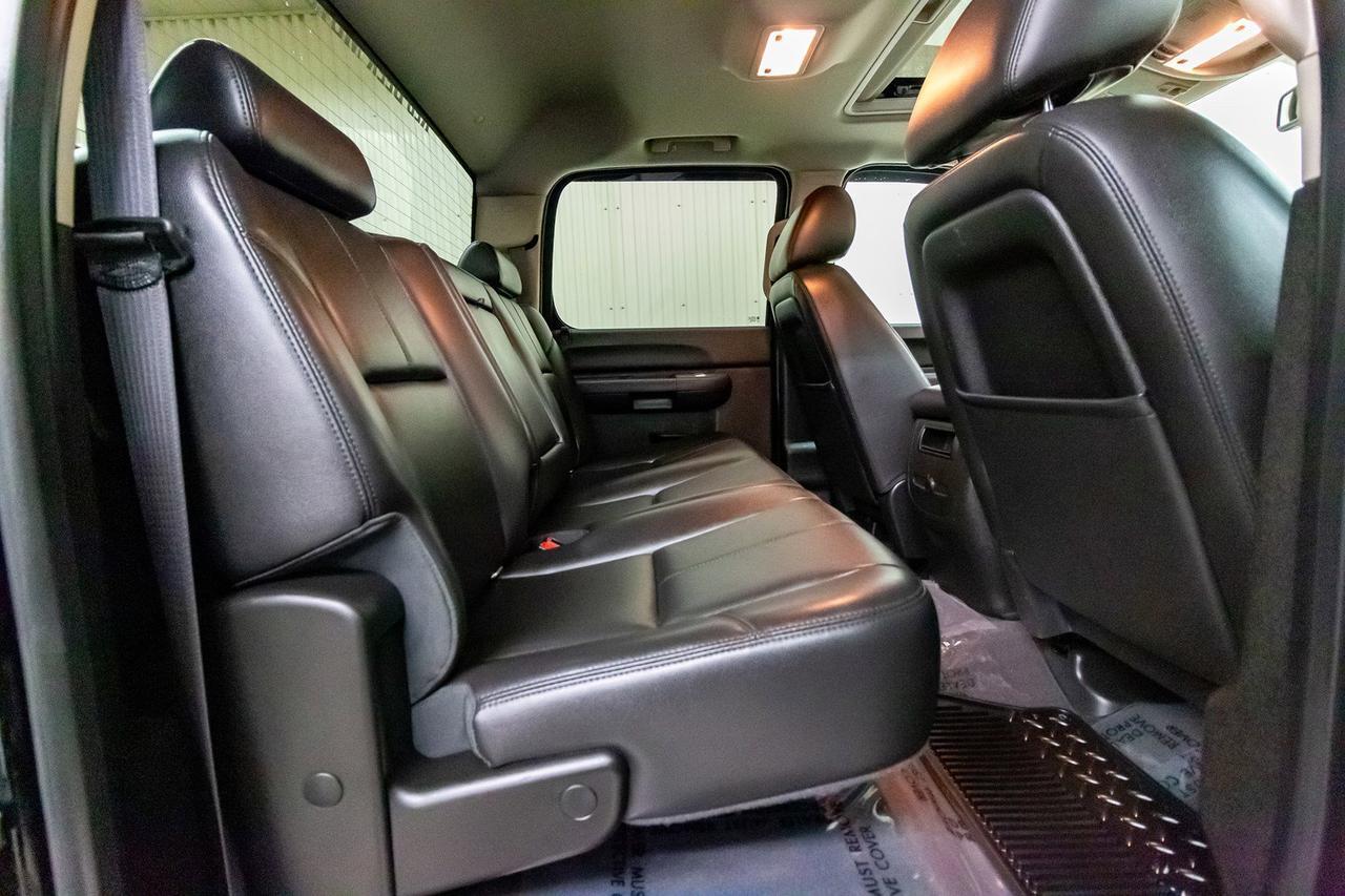 2014 Chevrolet Silverado 2500HD 4x4 Crew Cab LT Diesel Lift Wheels Red Deer AB