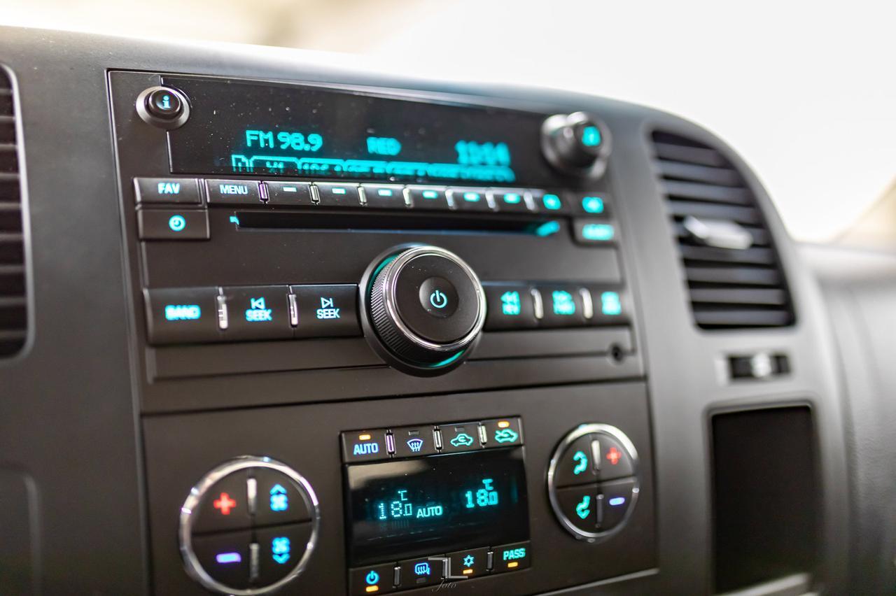 2014 Chevrolet Silverado 2500HD 4x4 Crew Cab LT Z71 Diesel Red Deer AB