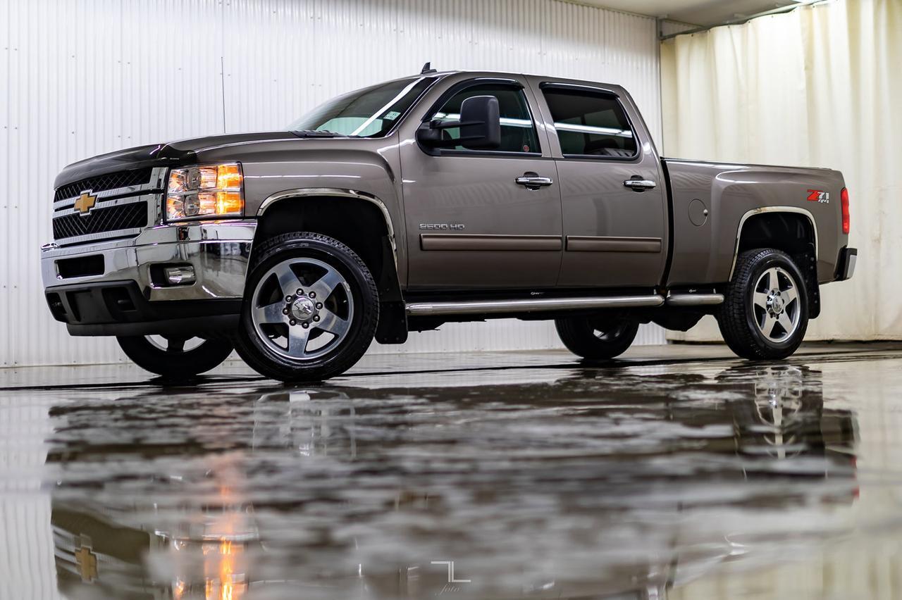 2014 Chevrolet Silverado 2500HD 4x4 Crew Cab LT Z71 Diesel Red Deer AB