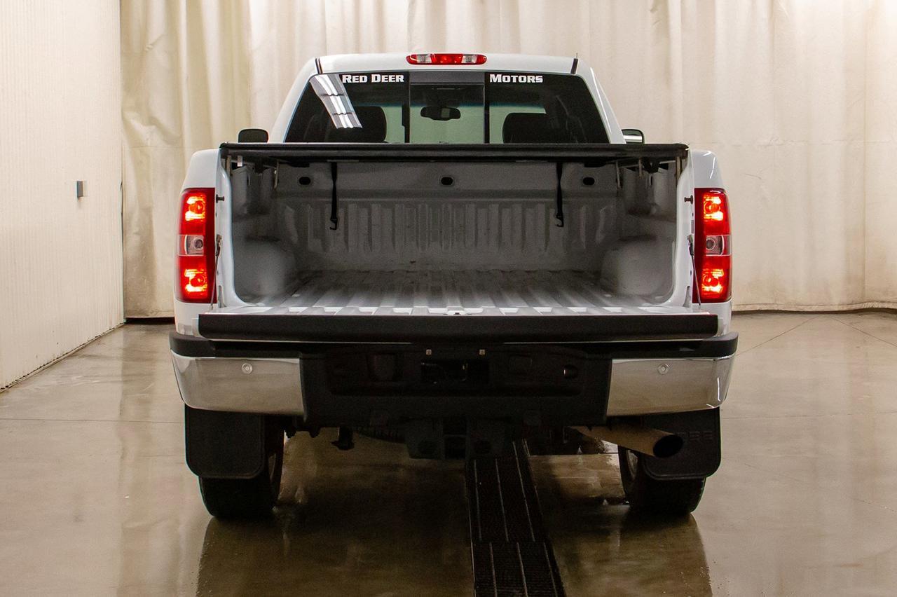 2014 Chevrolet Silverado 2500HD 4x4 Crew Cab LTZ Leather Roof Nav Red Deer AB