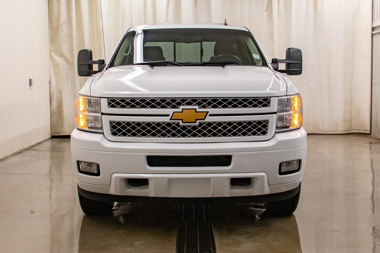 2014 Chevrolet Silverado 2500HD 4x4 Crew Cab LTZ Leather Roof Nav Red Deer AB