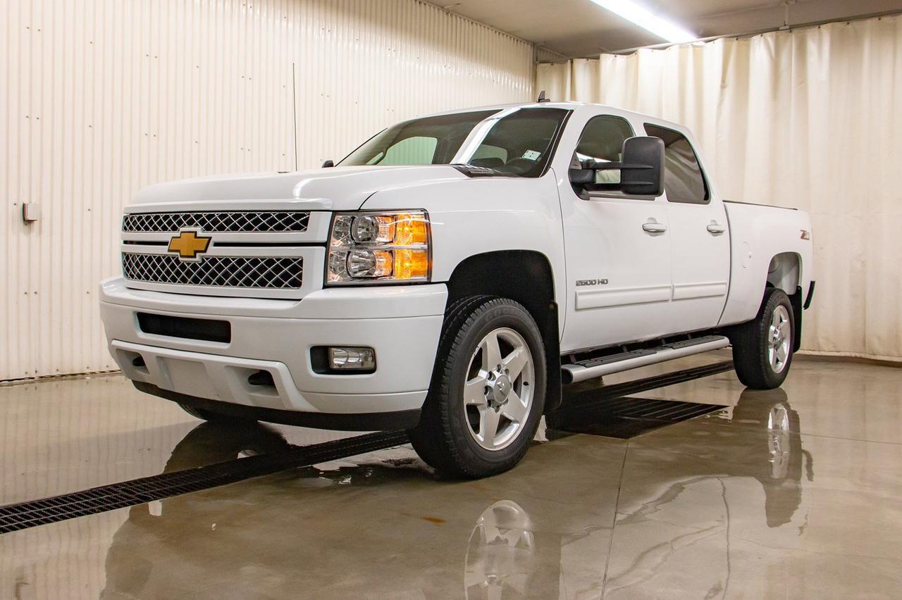 2014 Chevrolet Silverado 2500HD 4x4 Crew Cab LTZ Leather Roof Nav Red Deer AB