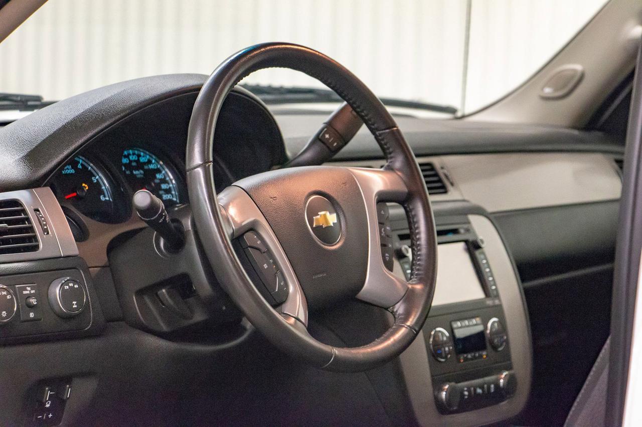 2014 Chevrolet Silverado 2500HD 4x4 Crew Cab LTZ Leather Roof Nav Red Deer AB