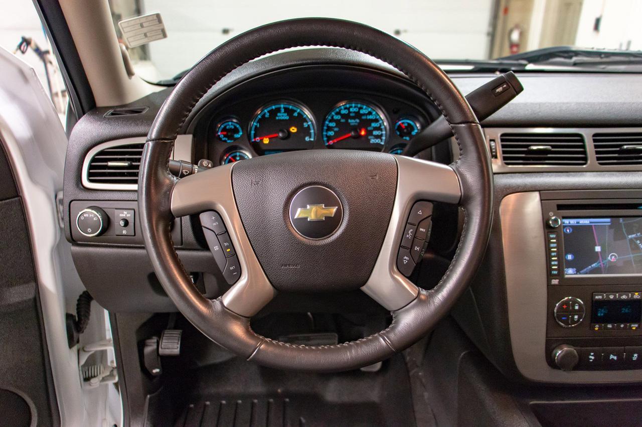 2014 Chevrolet Silverado 2500HD 4x4 Crew Cab LTZ Leather Roof Nav Red Deer AB