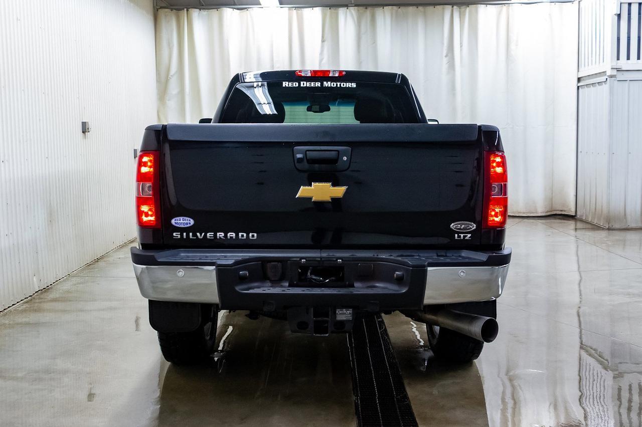 2014 Chevrolet Silverado 2500HD 4x4 Crew Cab LTZ Z71 GFX Diesel Red Deer AB