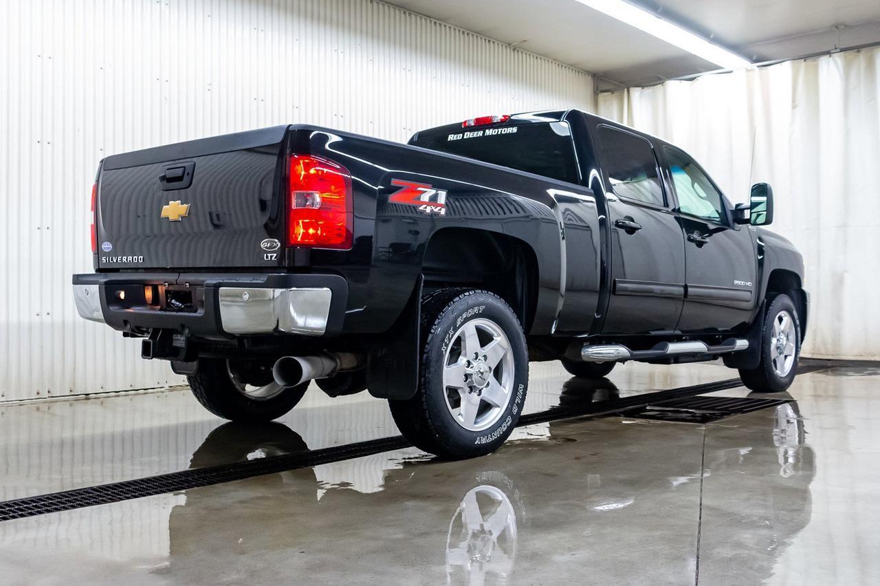 2014 Chevrolet Silverado 2500HD 4x4 Crew Cab LTZ Z71 GFX Diesel Red Deer AB