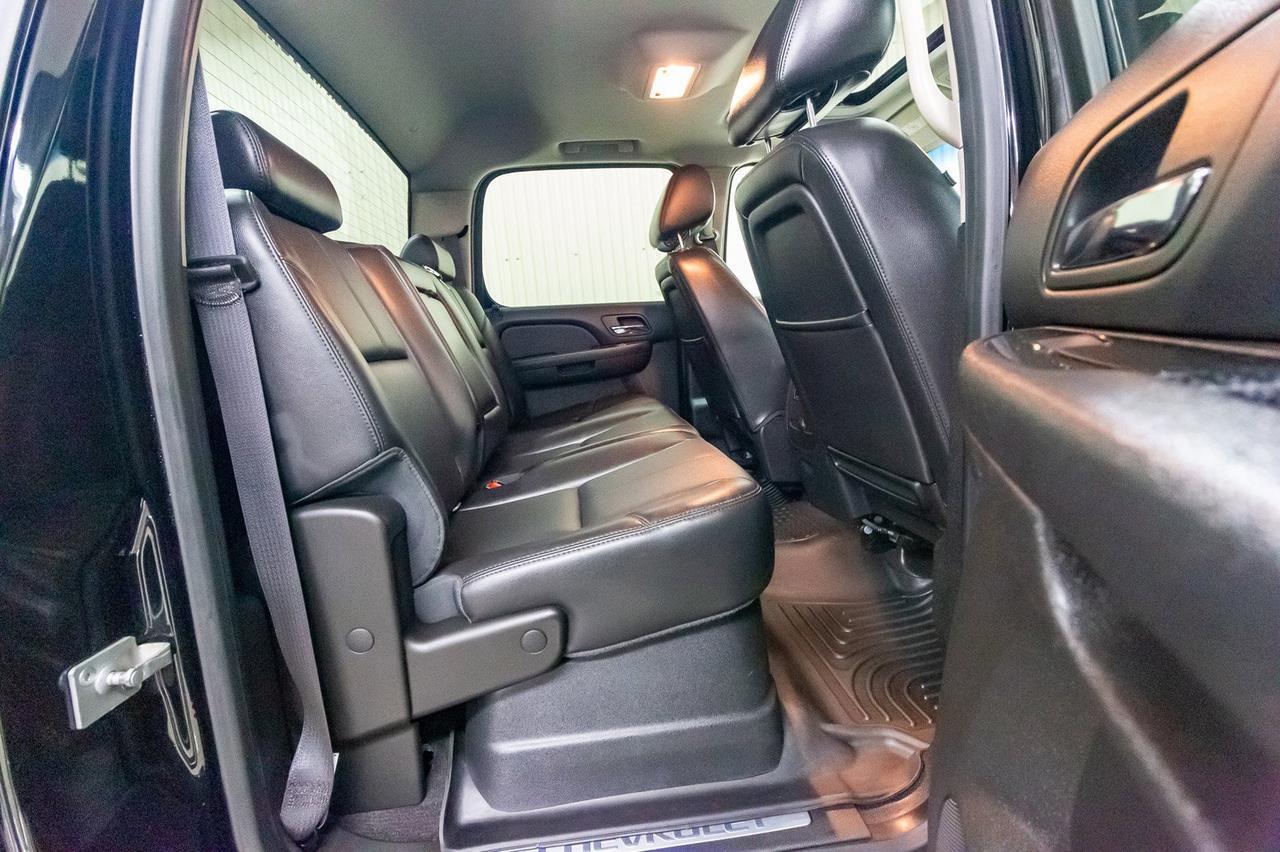 2014 Chevrolet Silverado 2500HD 4x4 Crew Cab LTZ Z71 GFX Diesel Red Deer AB