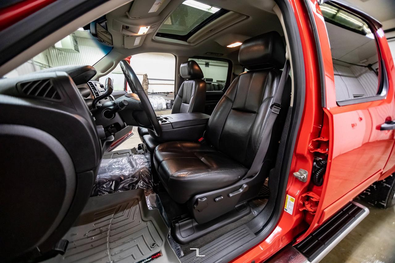 2014 Chevrolet Silverado 3500HD 4x4 Crew Cab LT Z71 Leather Roof Red Deer AB