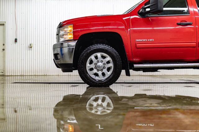 2014 Chevrolet Silverado 3500HD 4x4 Crew Cab LT Z71 Leather Roof Red Deer AB