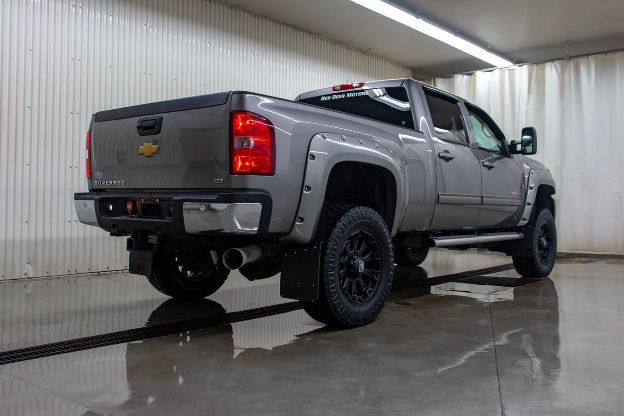 2014 Chevrolet Silverado 3500HD 4x4 Crew Cab LTZ Diesel 6" Lift Wheels Red Deer AB