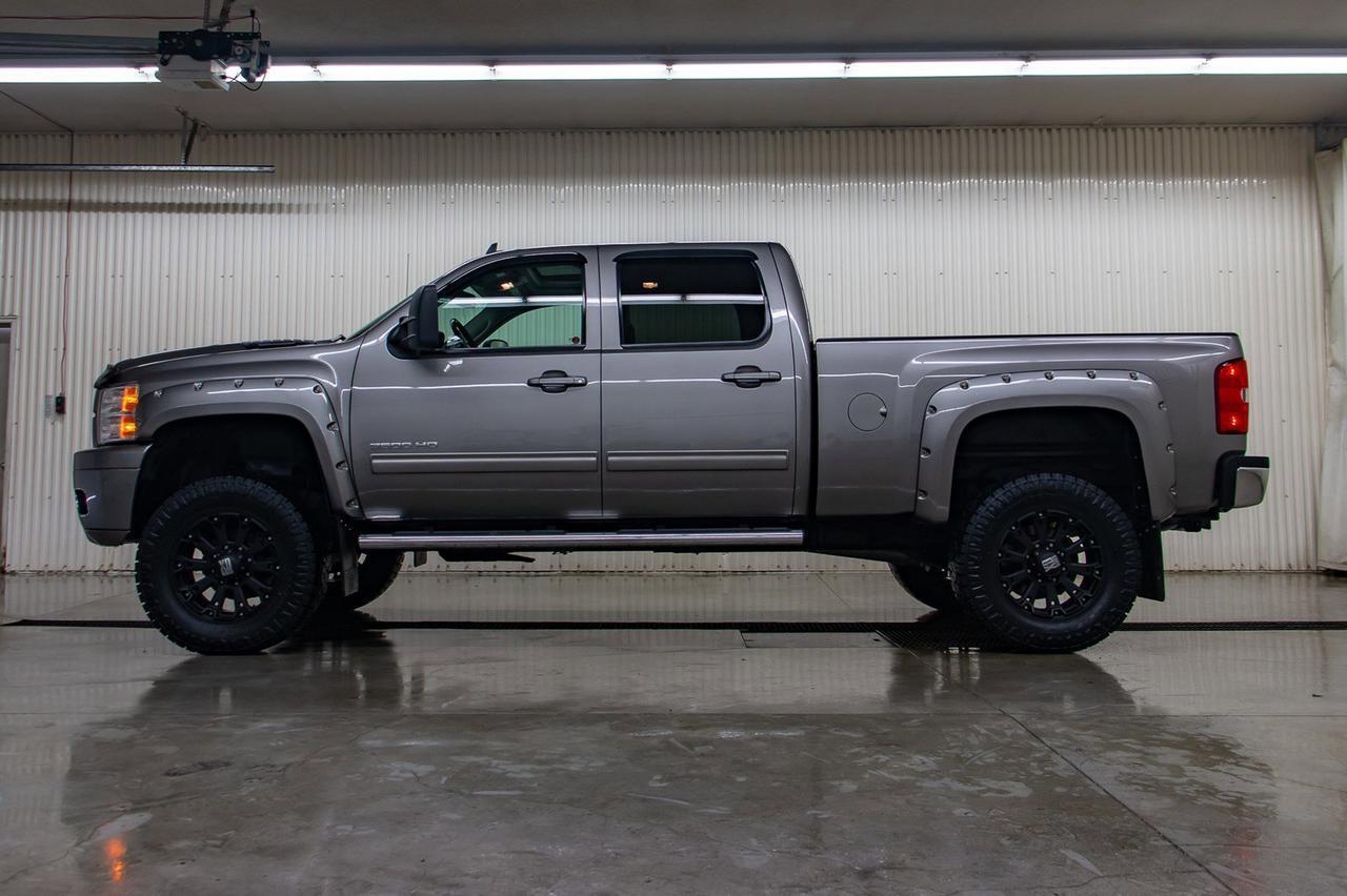 2014 Chevrolet Silverado 3500HD 4x4 Crew Cab LTZ Diesel 6&quot; Lift Wheels Red Deer AB