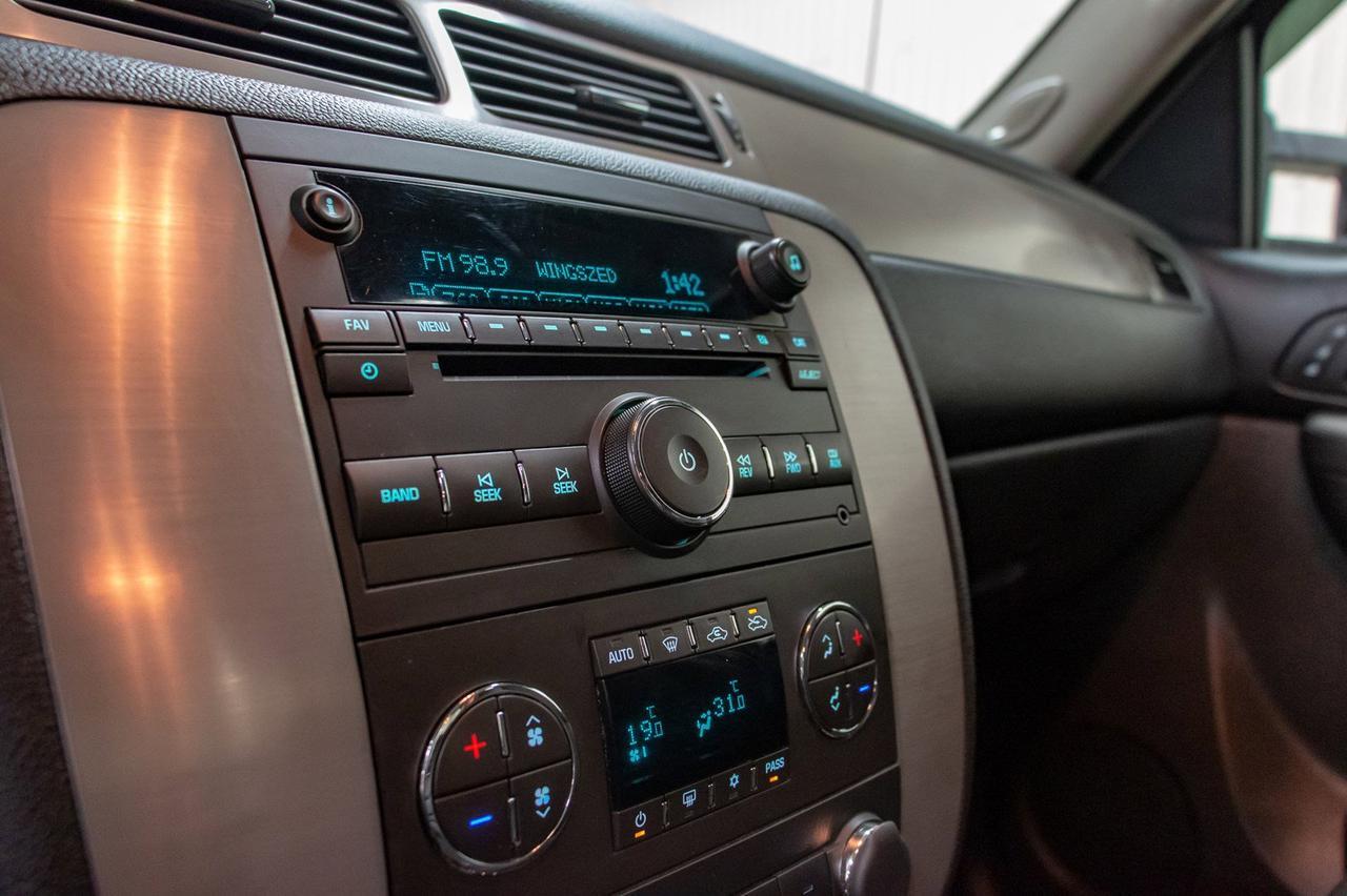 2014 Chevrolet Silverado 3500HD 4x4 Crew Cab LTZ Diesel 6&quot; Lift Wheels Red Deer AB