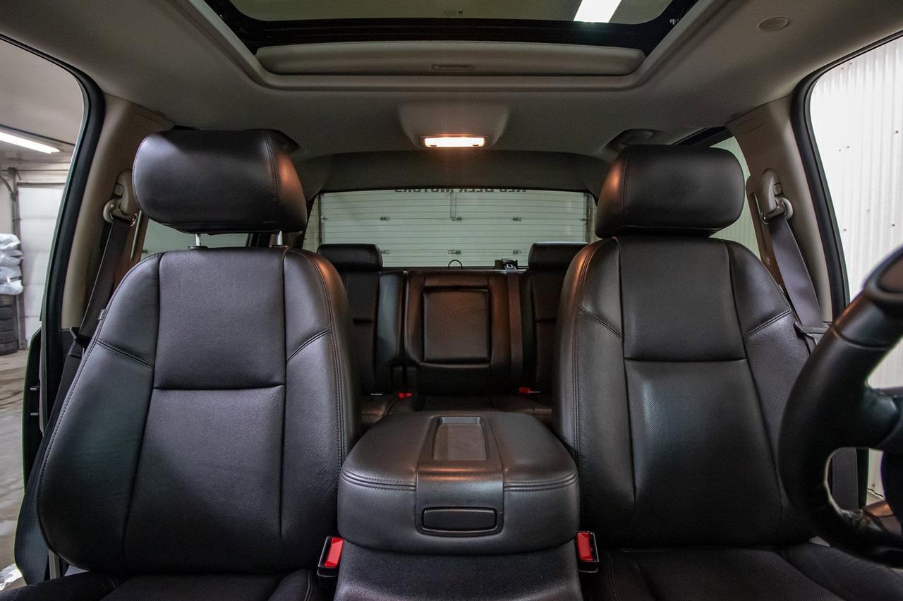 2014 Chevrolet Silverado 3500HD 4x4 Crew Cab LTZ Diesel 6&quot; Lift Wheels Red Deer AB