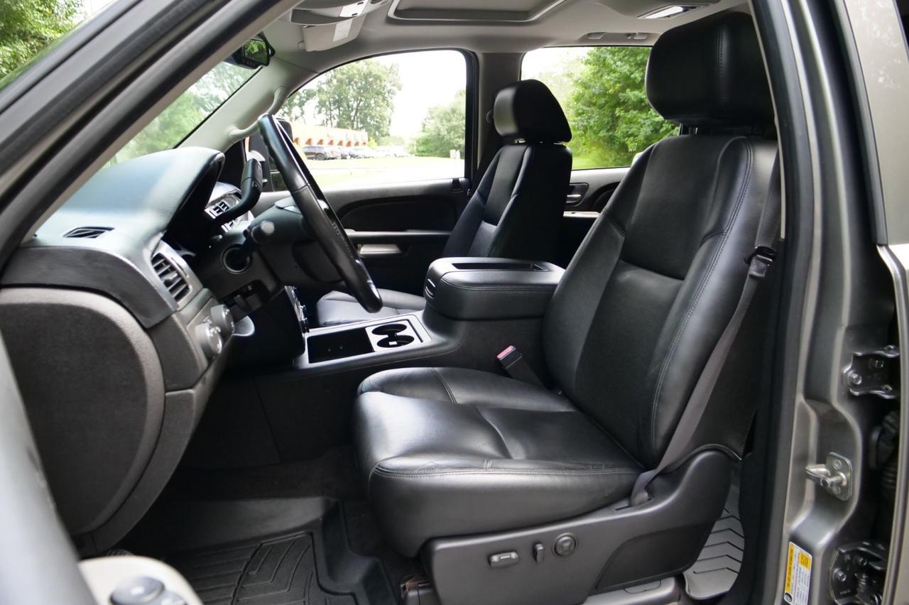 2014 Chevrolet Silverado 3500HD LTZ DRW 4X4 / Wheels & Tires Upgrade / Turbo Diesel! Lincolnton NC