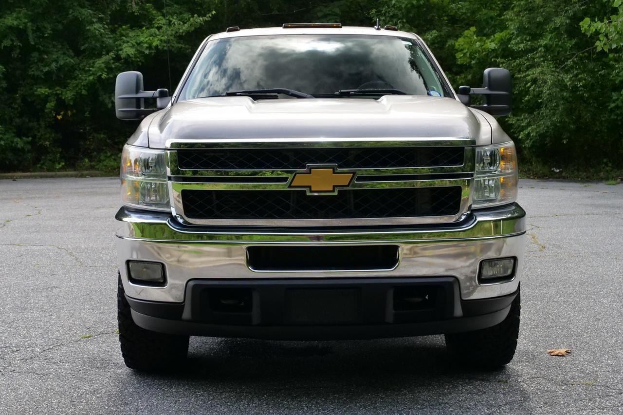 2014 Chevrolet Silverado 3500HD LTZ DRW 4X4 / Wheels & Tires Upgrade / Turbo Diesel! Lincolnton NC