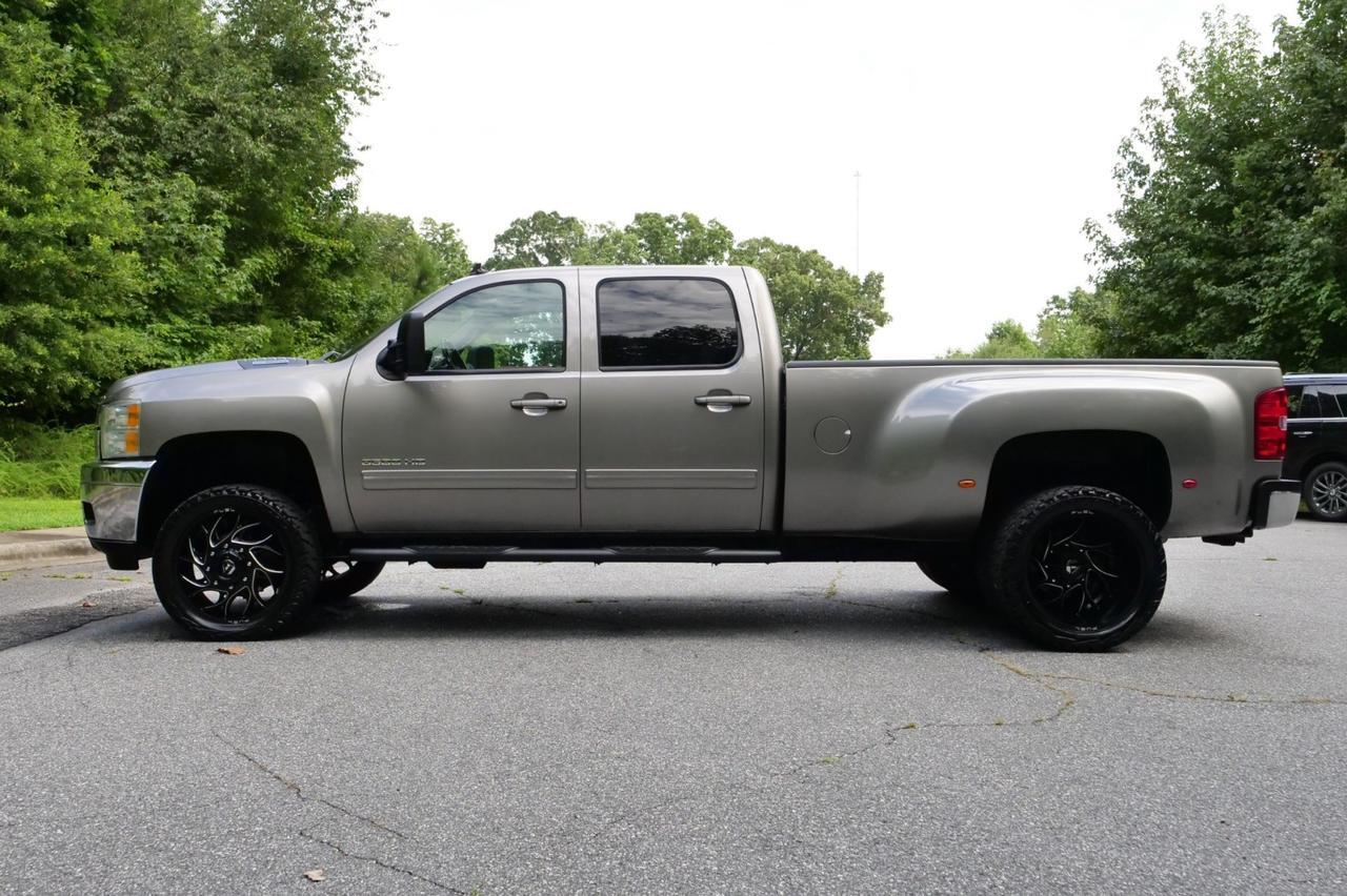 2014 Chevrolet Silverado 3500HD LTZ DRW 4X4 / Wheels & Tires Upgrade / Turbo Diesel! Lincolnton NC