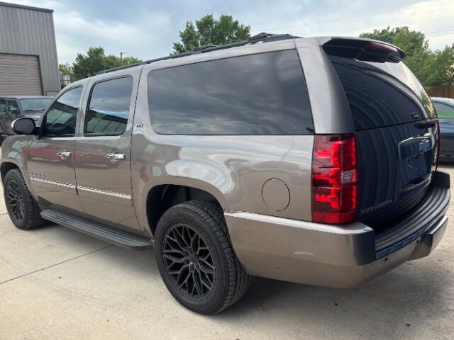 2014 Chevrolet Suburban 1500 LTZ