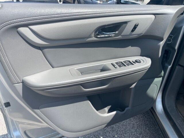 2014 Chevrolet Traverse LS Cleveland OH