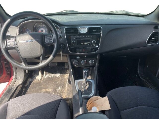 2014 Chrysler 200 LX Cleveland OH