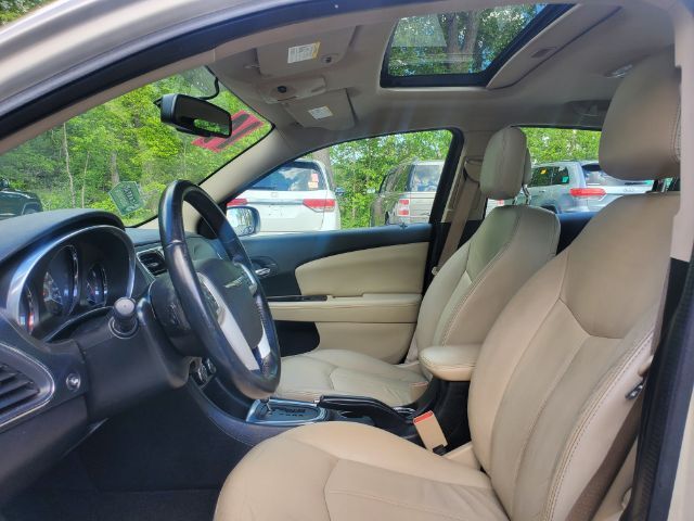 2014 Chrysler 200 Limited Elgin IL