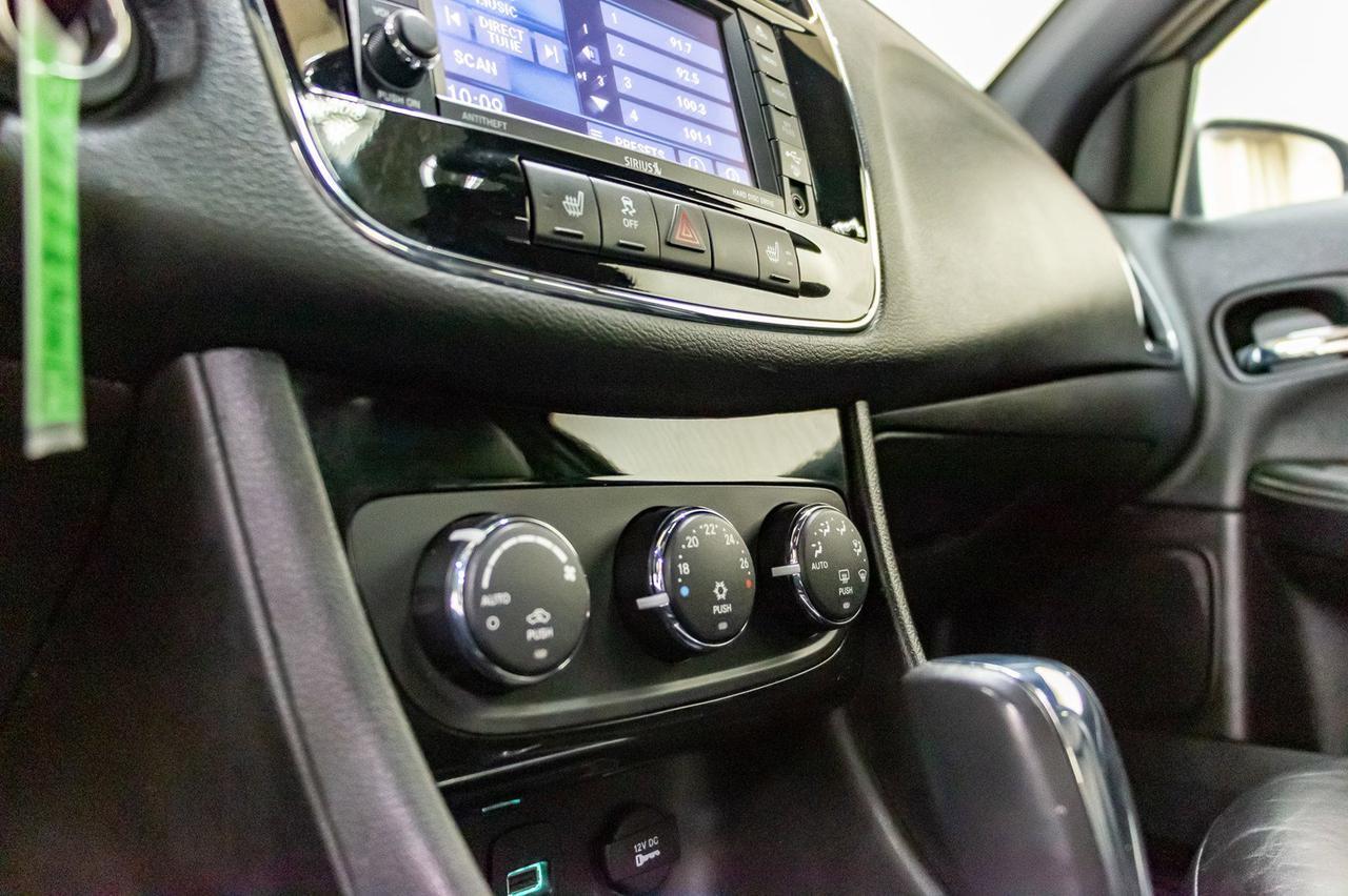 2014 Chrysler 200 Limited Leather Roof Red Deer AB