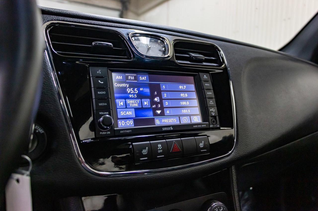 2014 Chrysler 200 Limited Red Deer AB