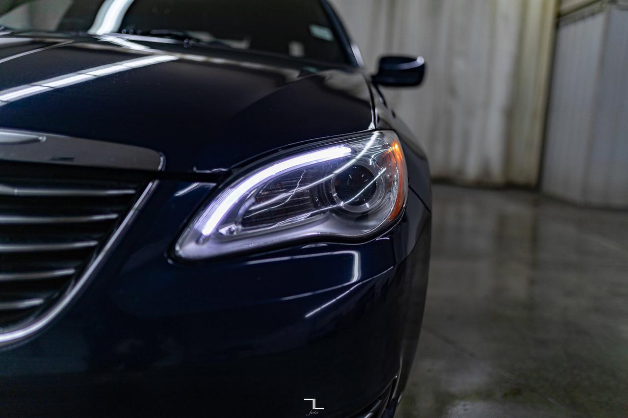 2014 Chrysler 200 Touring Red Deer AB