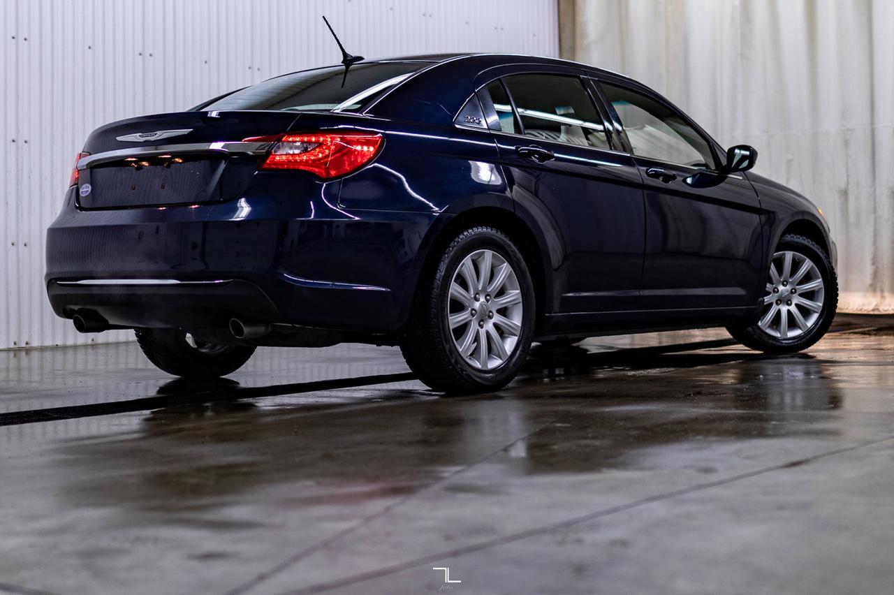 2014 Chrysler 200 Touring Red Deer AB