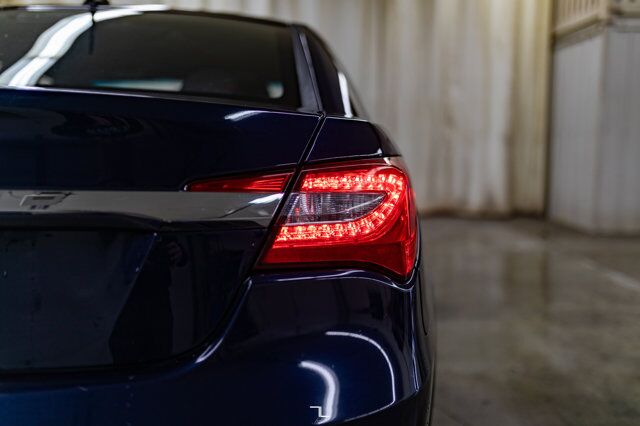 2014 Chrysler 200 Touring Red Deer AB