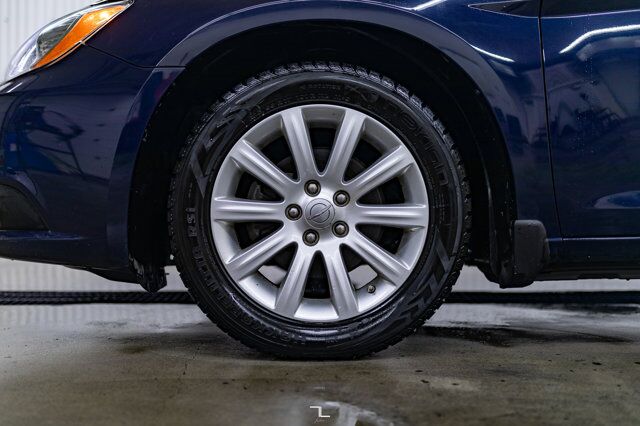 2014 Chrysler 200 Touring Red Deer AB