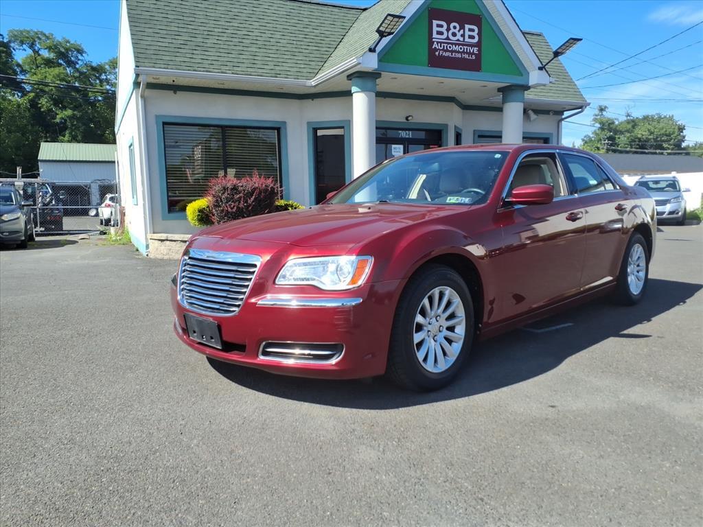 2014 Chrysler 300 Levittown PA