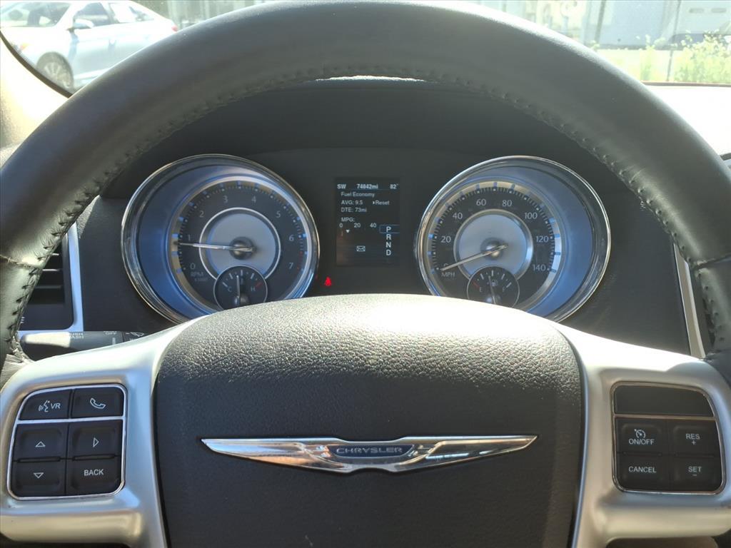 2014 Chrysler 300 Levittown PA