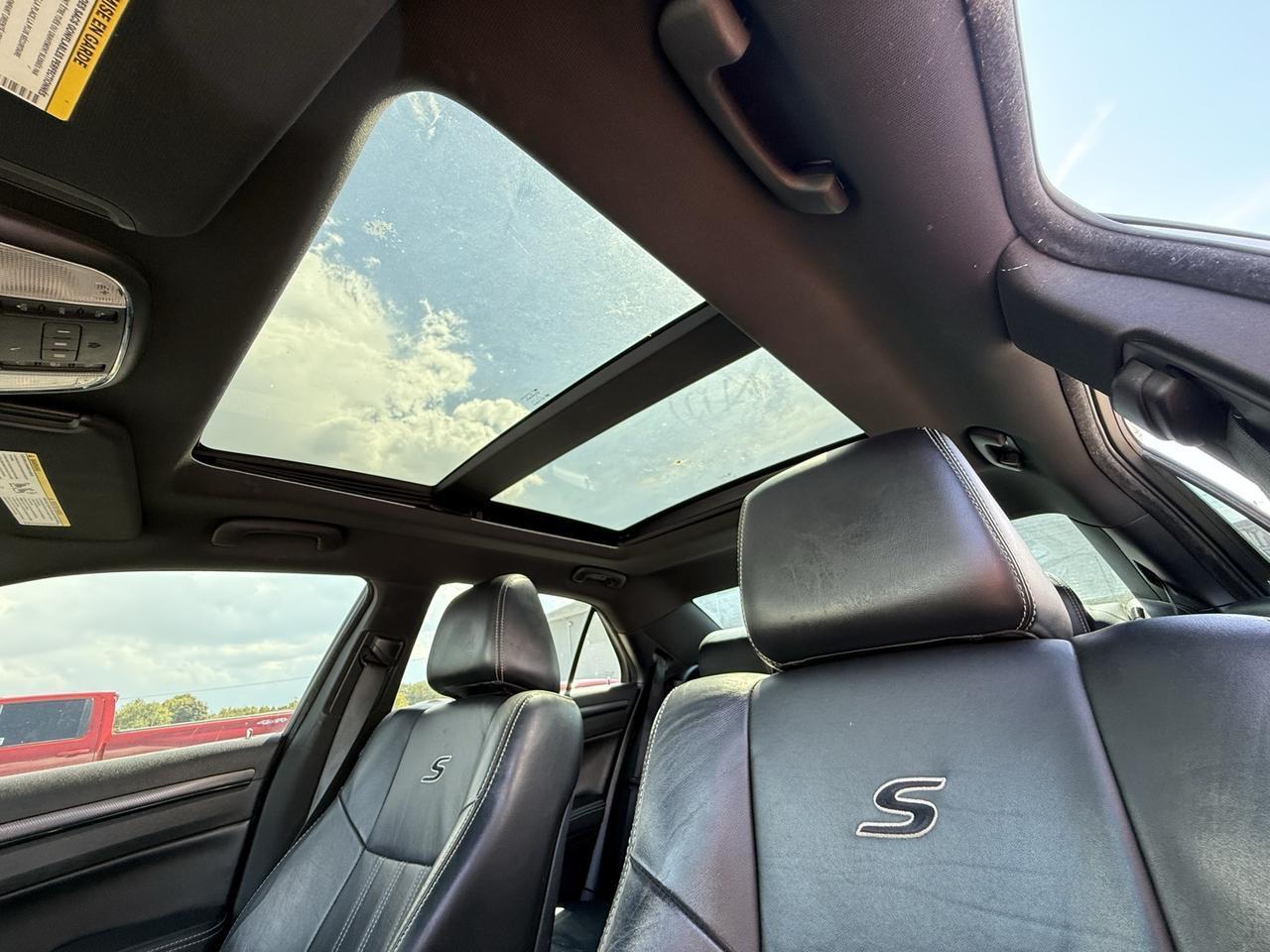 2014 Chrysler 300 S Crestwood KY