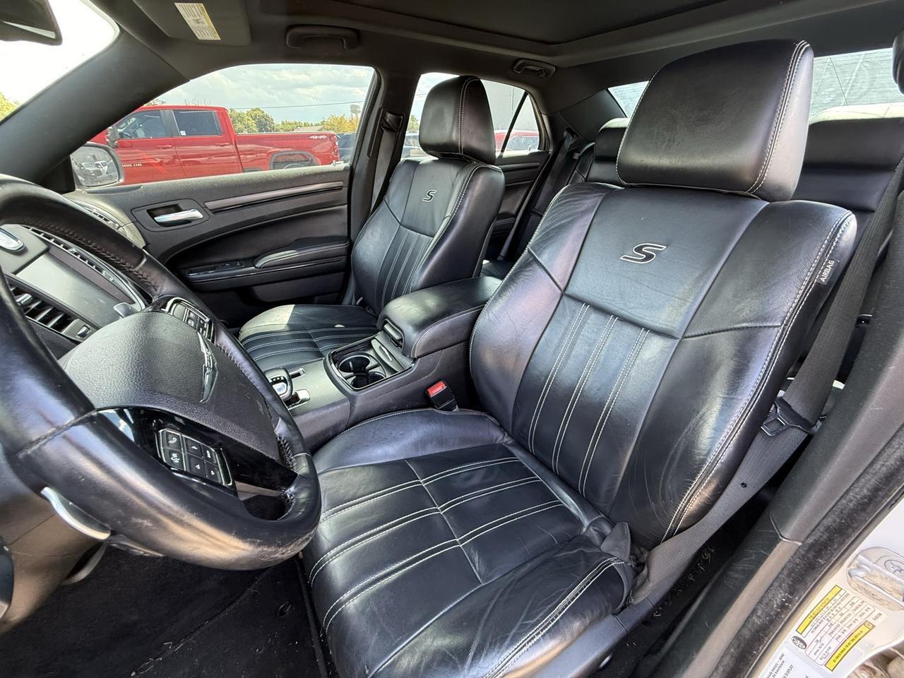 2014 Chrysler 300 S Crestwood KY