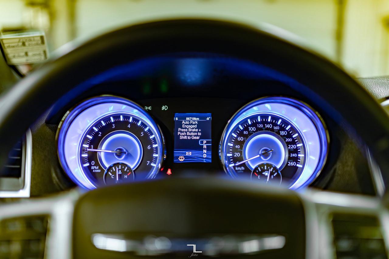 2014 Chrysler 300 Touring Leather Roof BCam Red Deer AB