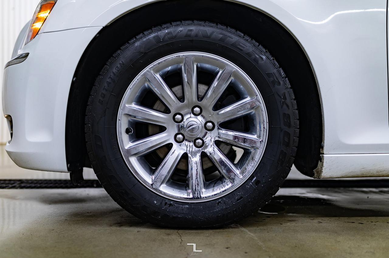 2014 Chrysler 300 Touring Leather Roof BCam Red Deer AB