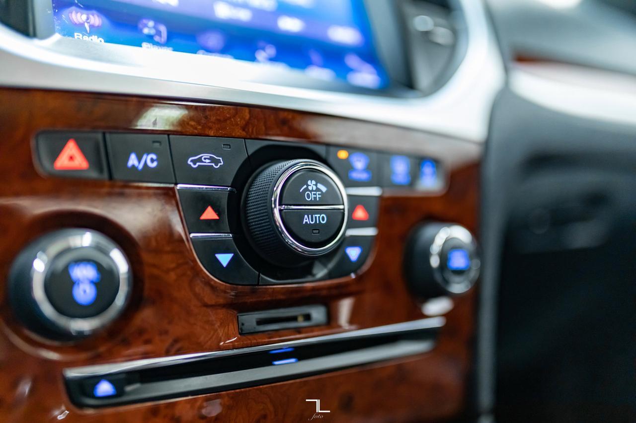 2014 Chrysler 300 Touring Leather Roof BCam Red Deer AB