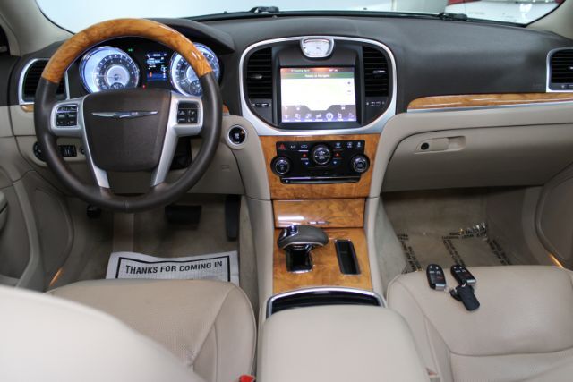 2014 Chrysler 300C AWD