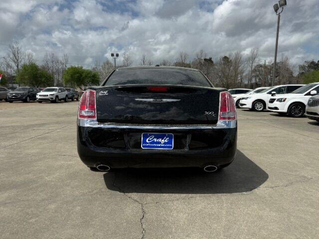 2014 Chrysler 300C Luxury