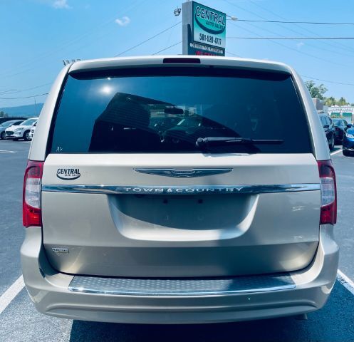 2014 Chrysler Town &amp; Country - HD Touring Hot Springs AR