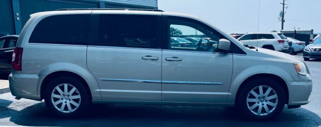 2014 Chrysler Town &amp; Country - HD Touring Hot Springs AR