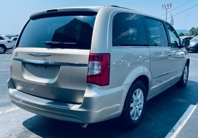 2014 Chrysler Town &amp; Country - HD Touring Hot Springs AR