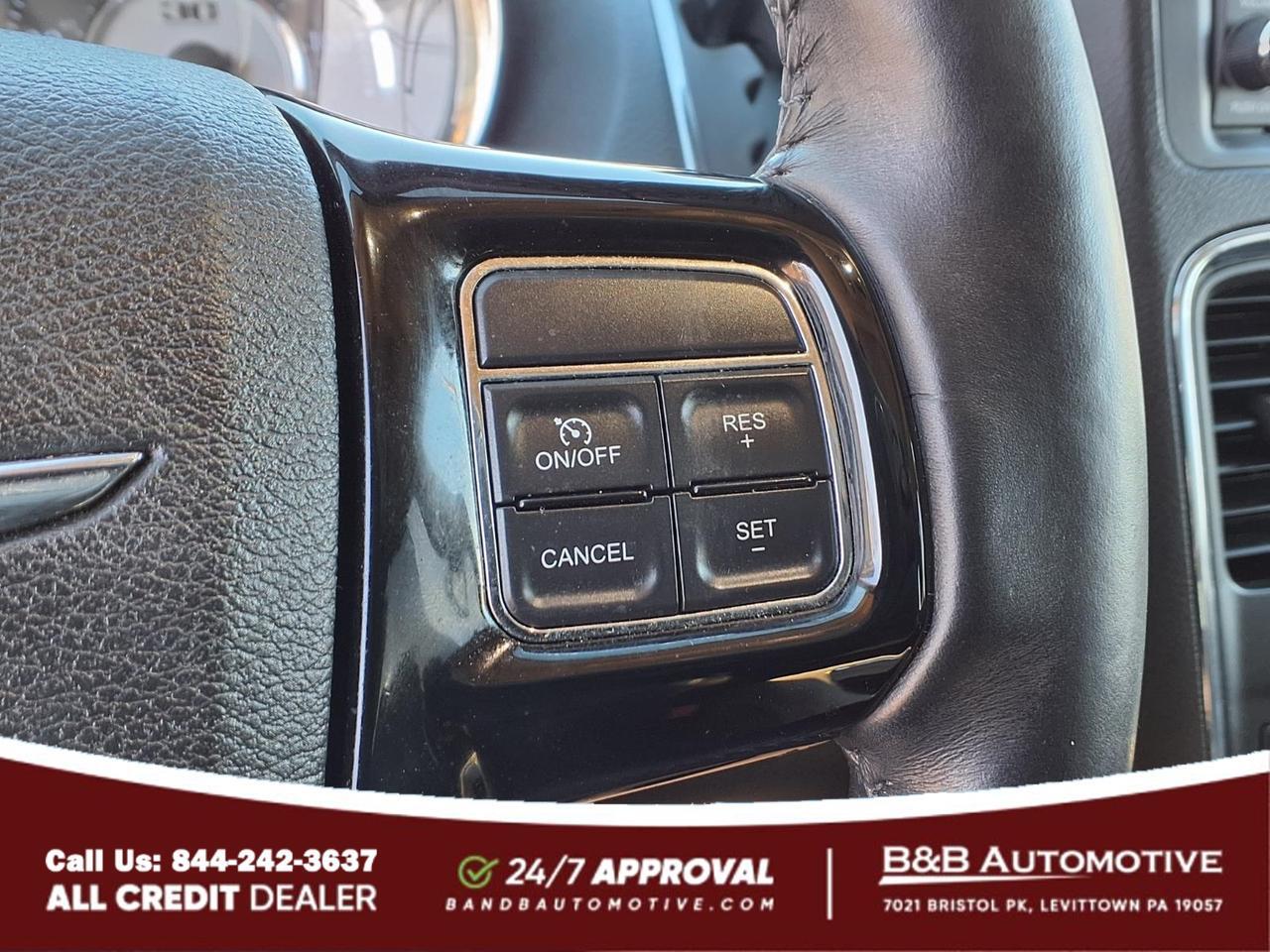 2014 Chrysler Town and Country Levittown PA